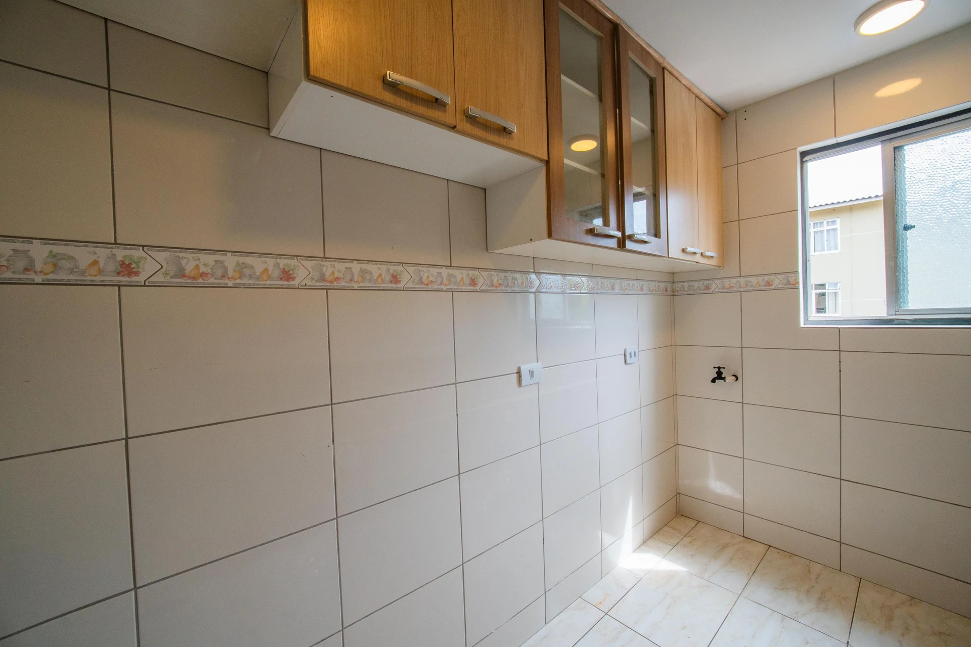 2-bedroom apartment with a washing machine in Curitiba — photo 30