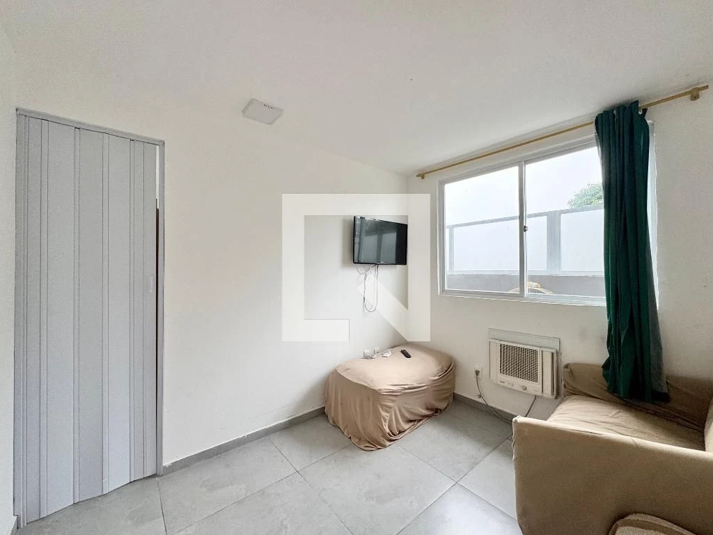 Apartamento mobiliado com 2 quartos e varanda — photo 10