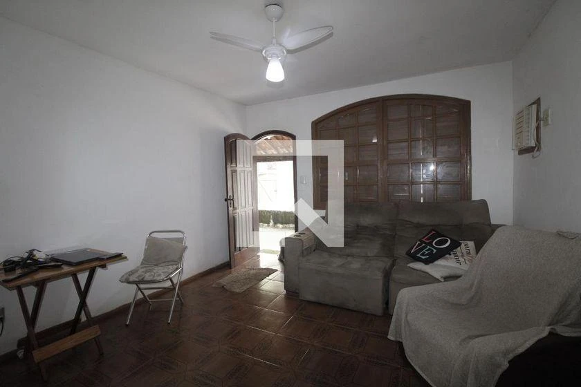 Casa mobiliada com 2 quartos e 362 m²