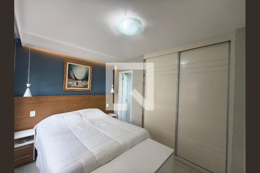 Furnished apartment, 103 m², with a glass-enclosed balcony — photo 9