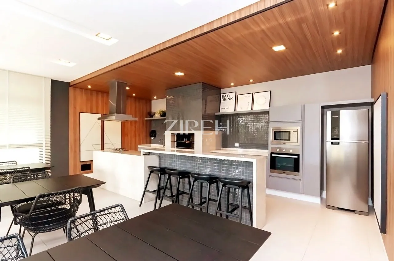 2-bedroom apartment in a building with a tennis court — photo 26