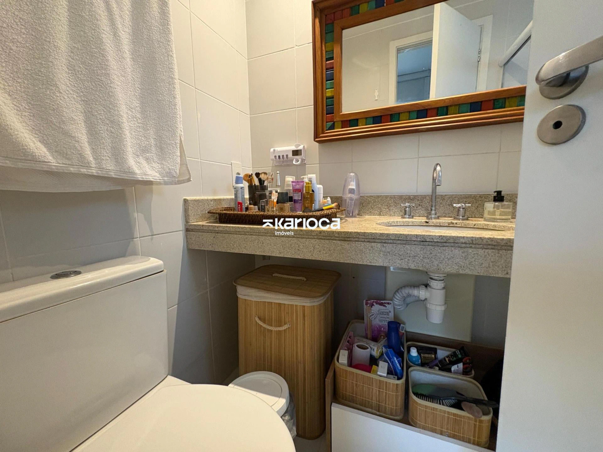 Furnished 3-bedroom apartment with private BBQ — photo 17