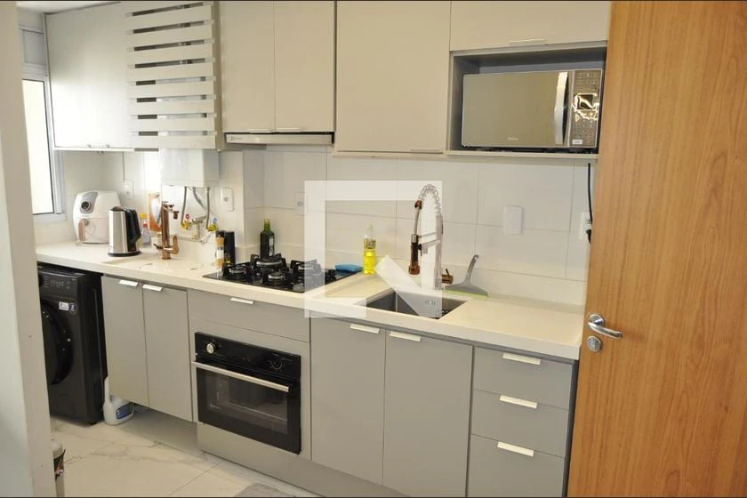 Furnished apartment, 37 m², with a home office — photo 5