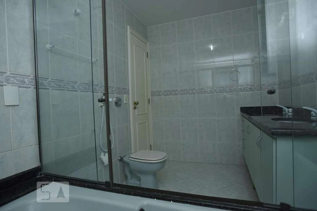 4-bedroom apartment (2 en-suite) with separate kitchen — photo 78