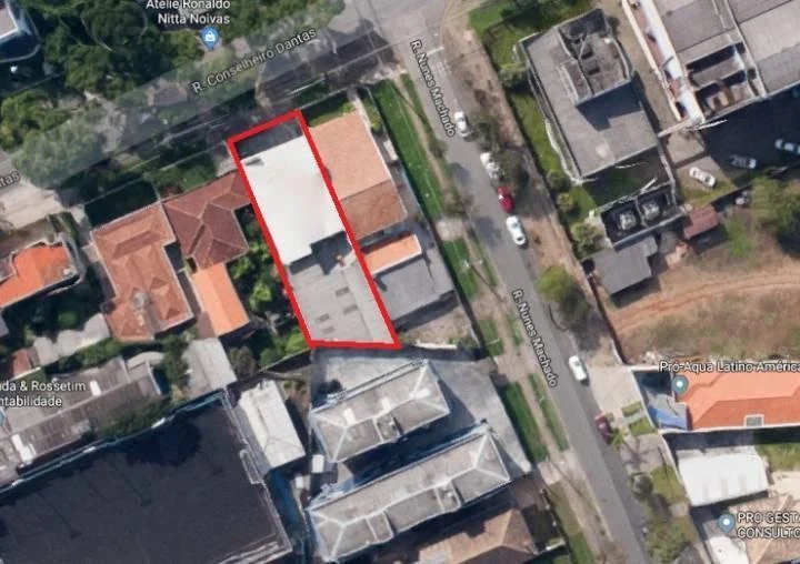 Unfurnished 460 m² house with 3 bathrooms and 10 parking spots — photo 3