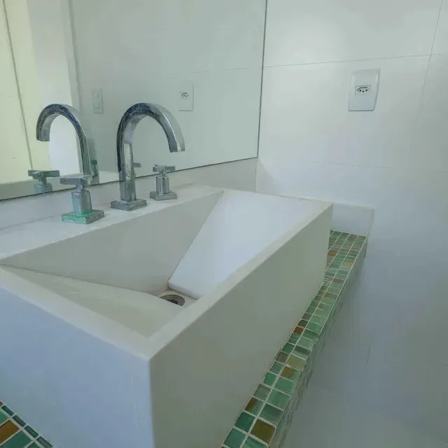 Furnished house, 470 m², with a bathtub — photo 39