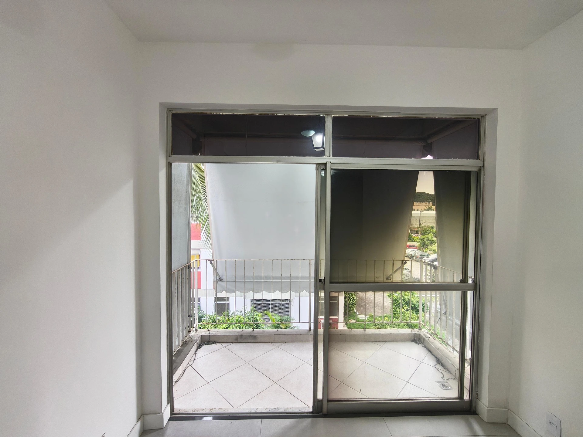 3-bedroom apartment with a park view — photo 20