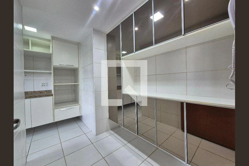 Apartment, 133 m², with a glass-enclosed balcony — photo 10