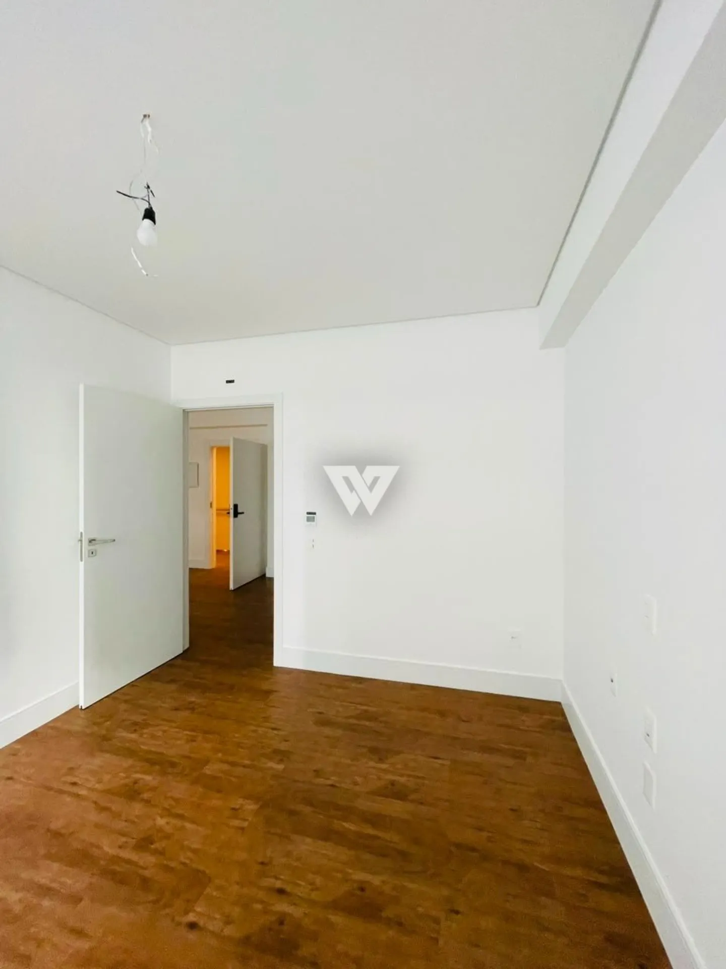 Apartment, 42 m², with a glass-enclosed balcony — photo 20