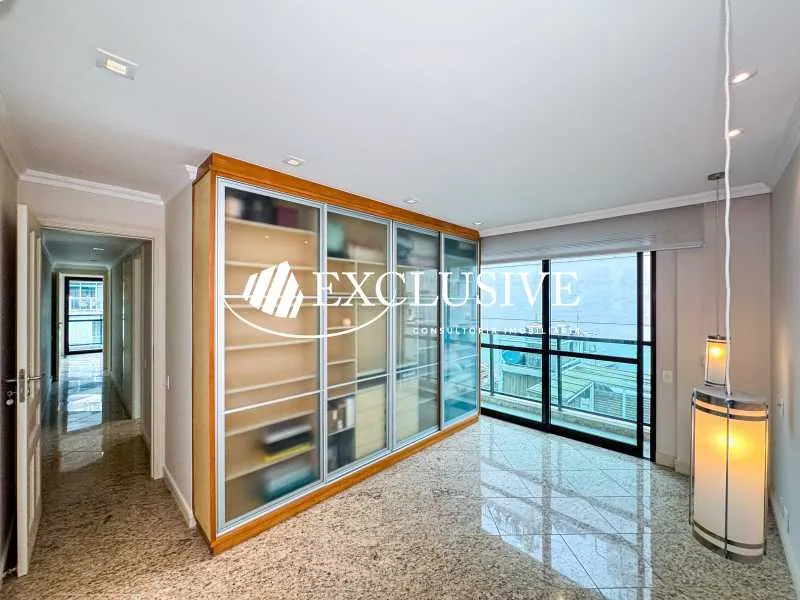 Apartamento residencial com 3 quartos e 5 banheiros — photo 10