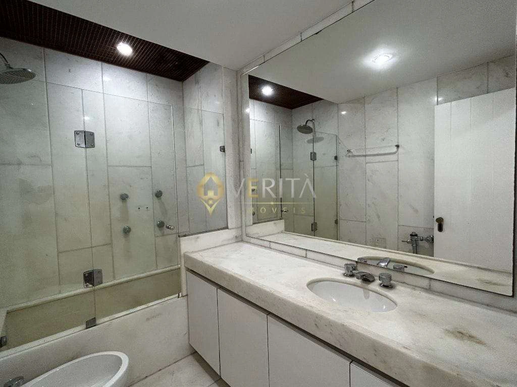 4-bedroom apartment with 4 en-suite baths and 380 m² — photo 23