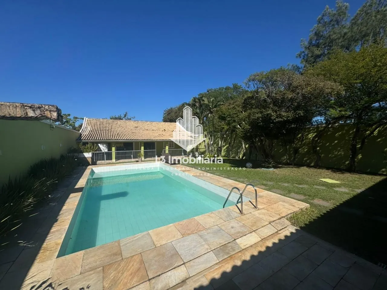 Rental house with 4 bedrooms and 3 bathrooms — photo 5