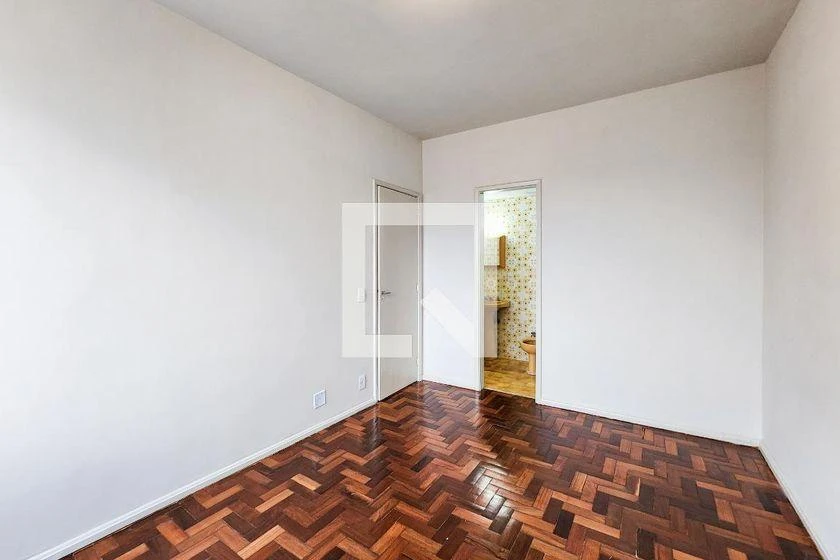 2-bedroom apartment in a building with a pool — photo 24