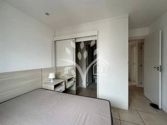 Furnished apartment with 3 bedrooms and 2 bathrooms — photo 21