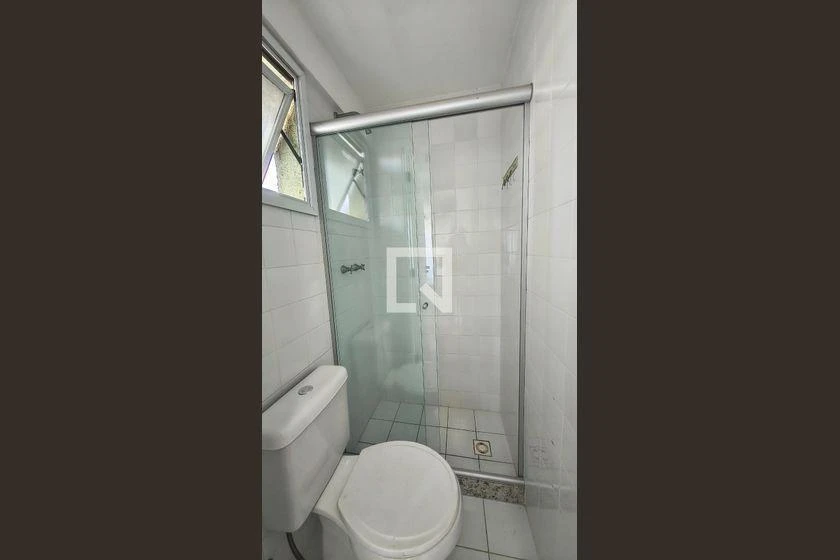 Apartamento de 2 quartos com varanda de vidro — photo 41