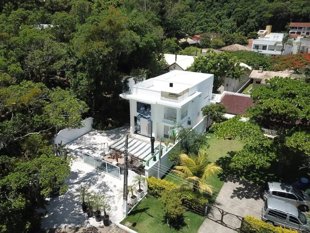 Casa com 5 quartos, 3 suítes e piscina ao ar livre — photo 3