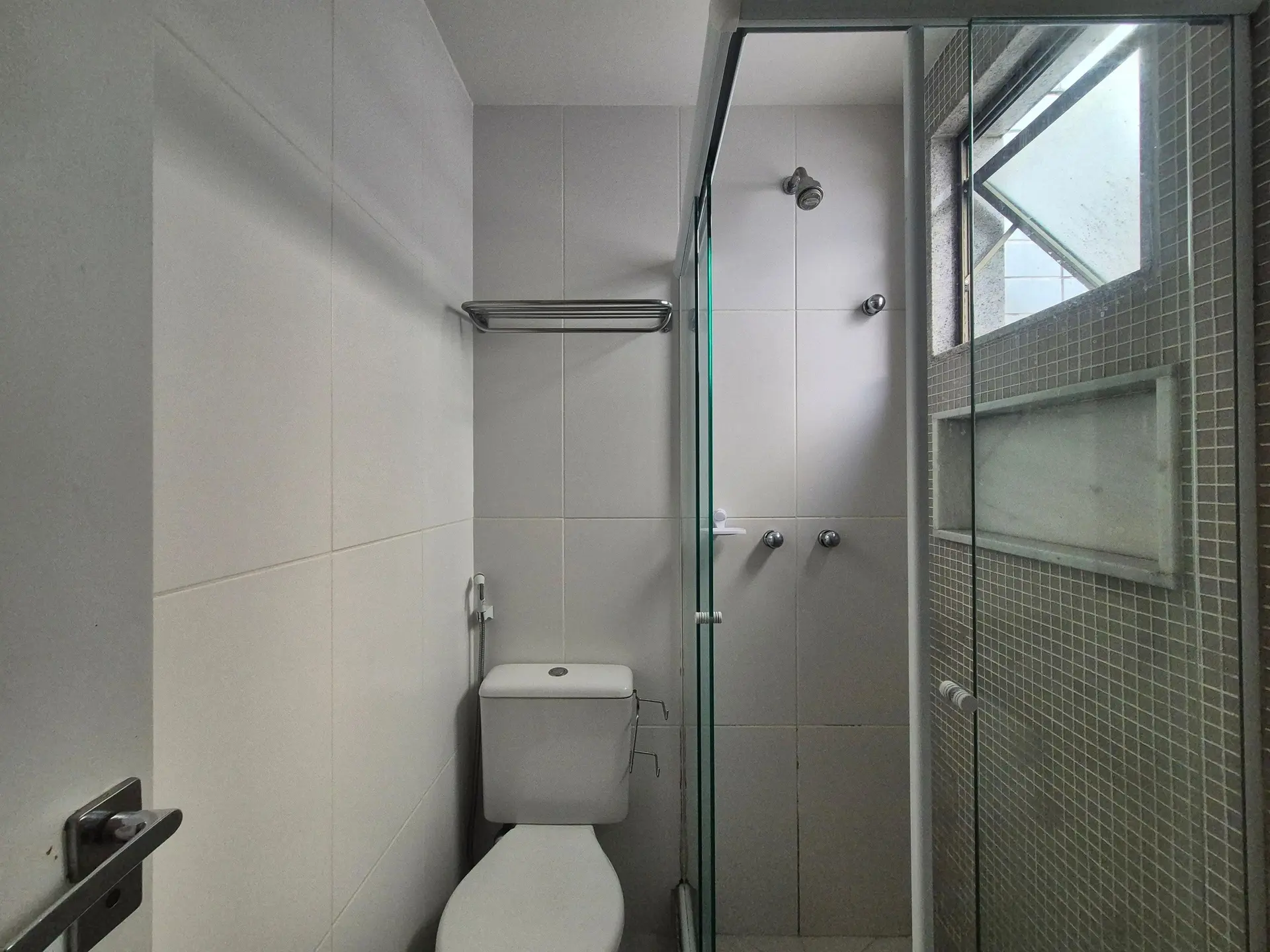 Apartamento de 2 quartos em condomínio com piscina — photo 37