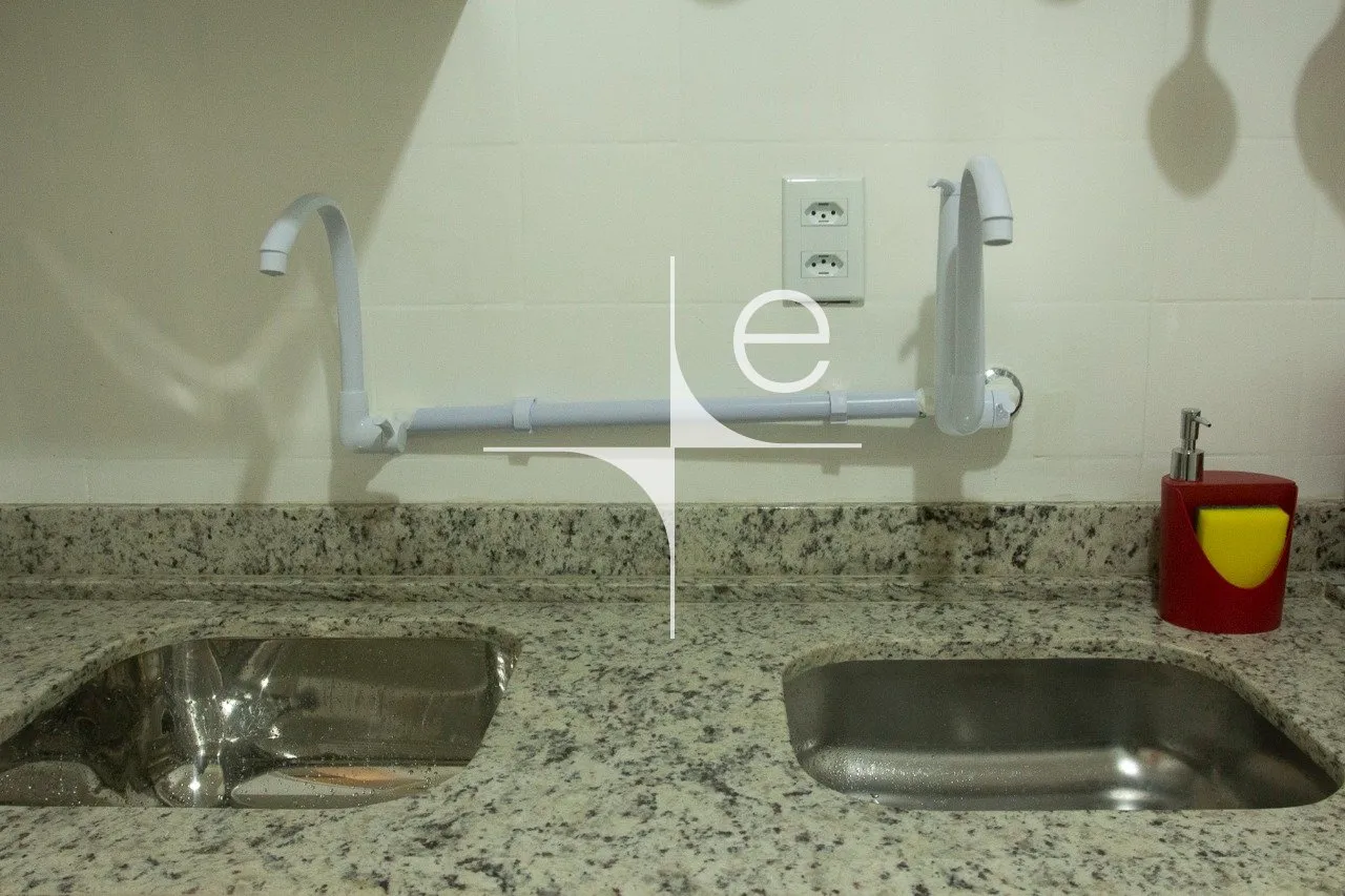 One-bedroom apartment with a home office in Florianópolis — photo 9