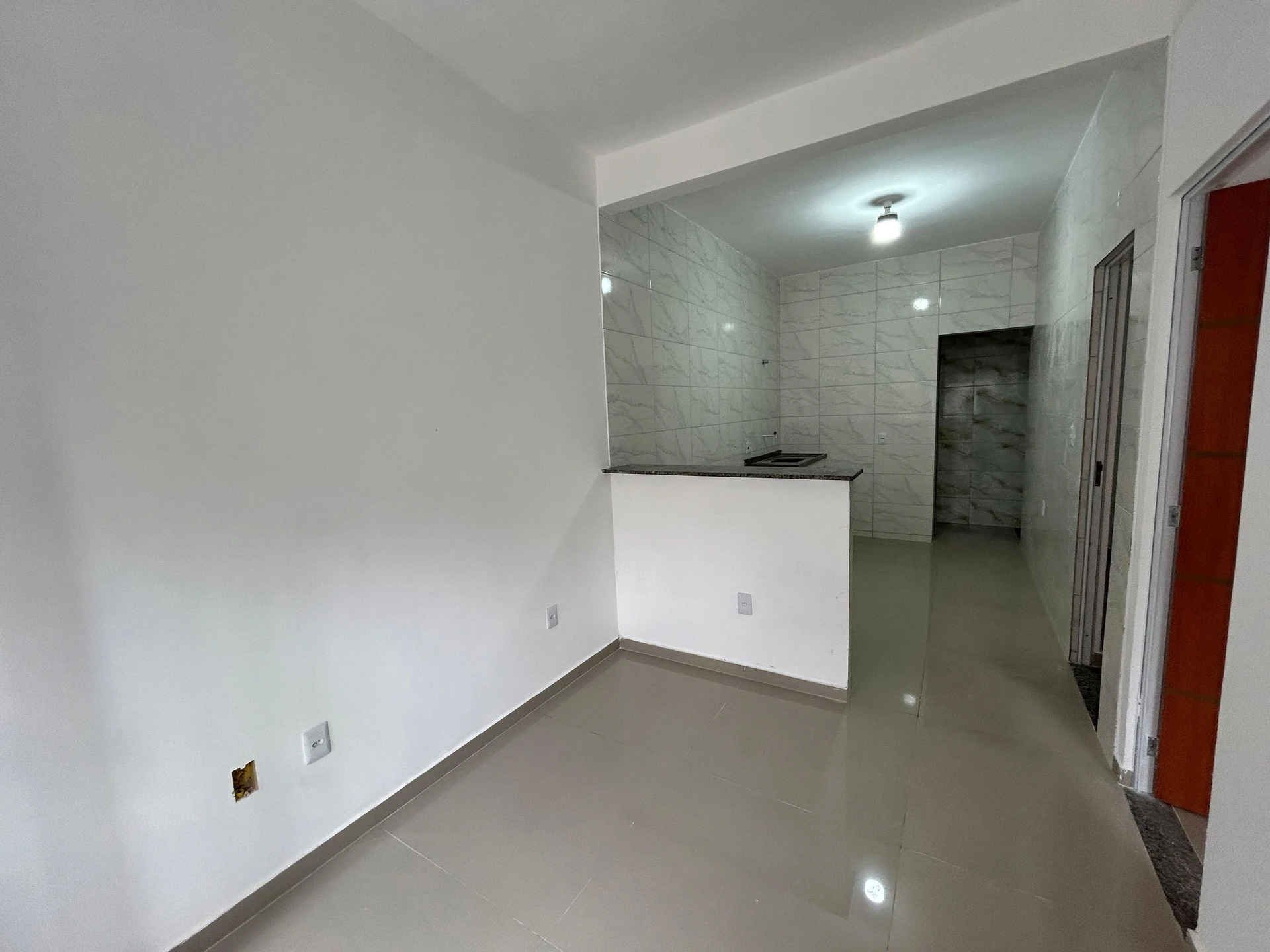 Jacuzzi in a 2-bedroom house, 70 m² — photo 8