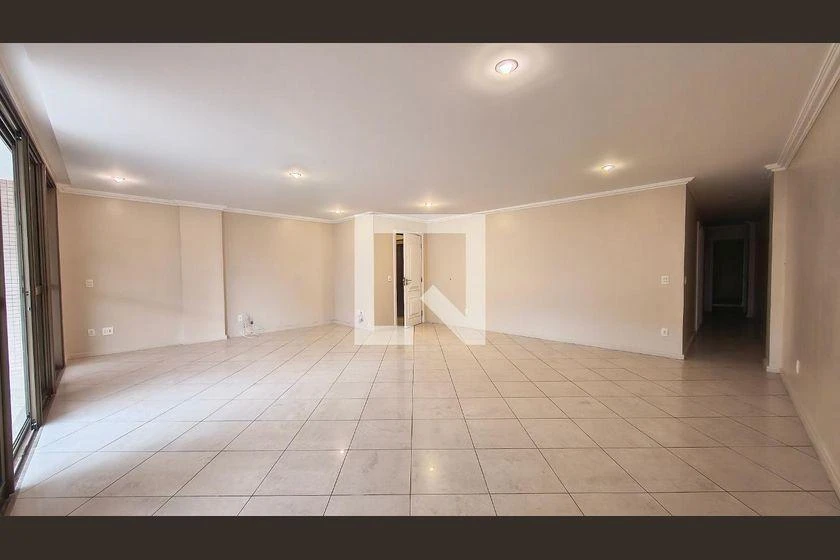 Apartamento com 3 suítes, varanda e 193 m² — photo 22