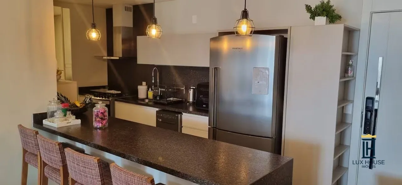 Furnished 2-bedroom apartment with suite and 2 parking — photo 6