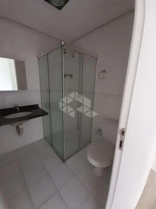 Apartamento com piso de madeira ou laminado, Itacorubi Norte — photo 10