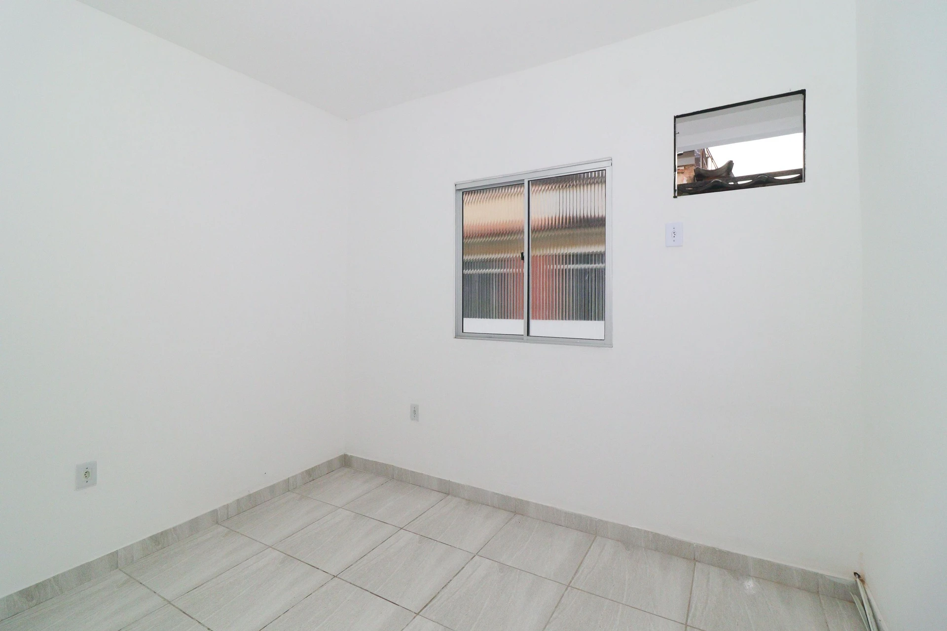 2-bedroom rental apartment with 1 bathroom and balcony — photo 12