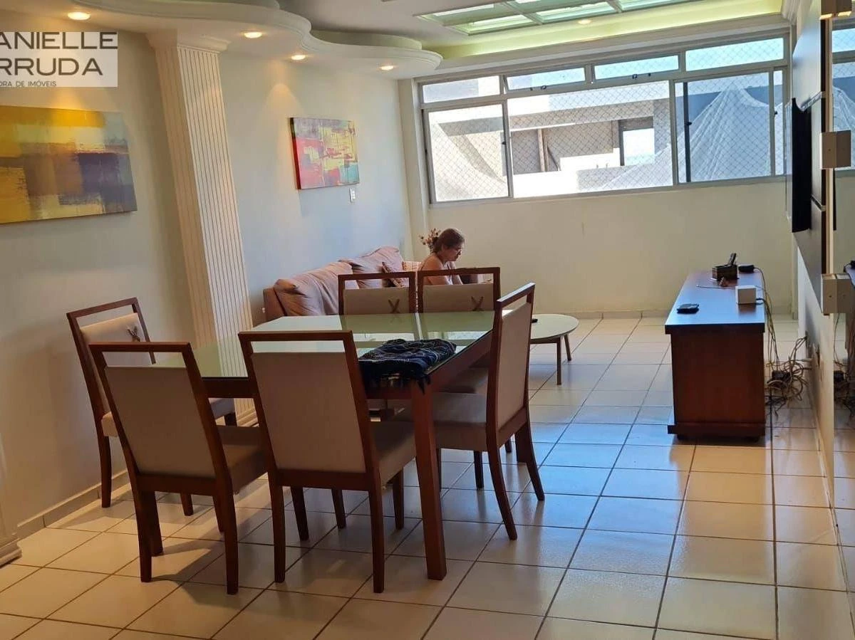 3-bedroom apartment with 1 parking space and balcony