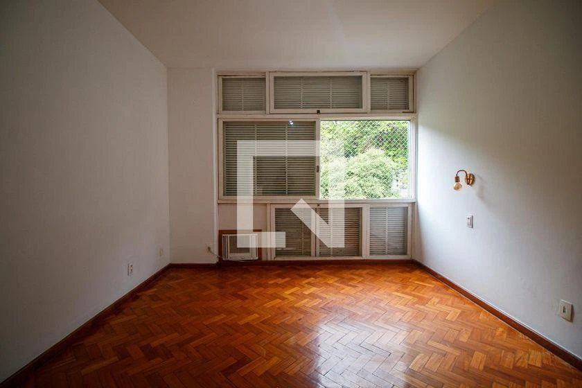 4-bedroom apartment 160 m² with 3 bathrooms — photo 14