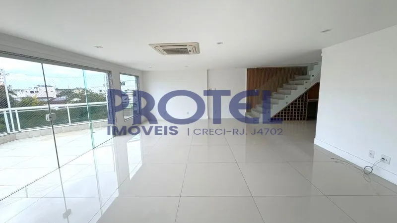 Unfurnished penthouse with 4 bedrooms and 5 bathrooms — photo 4