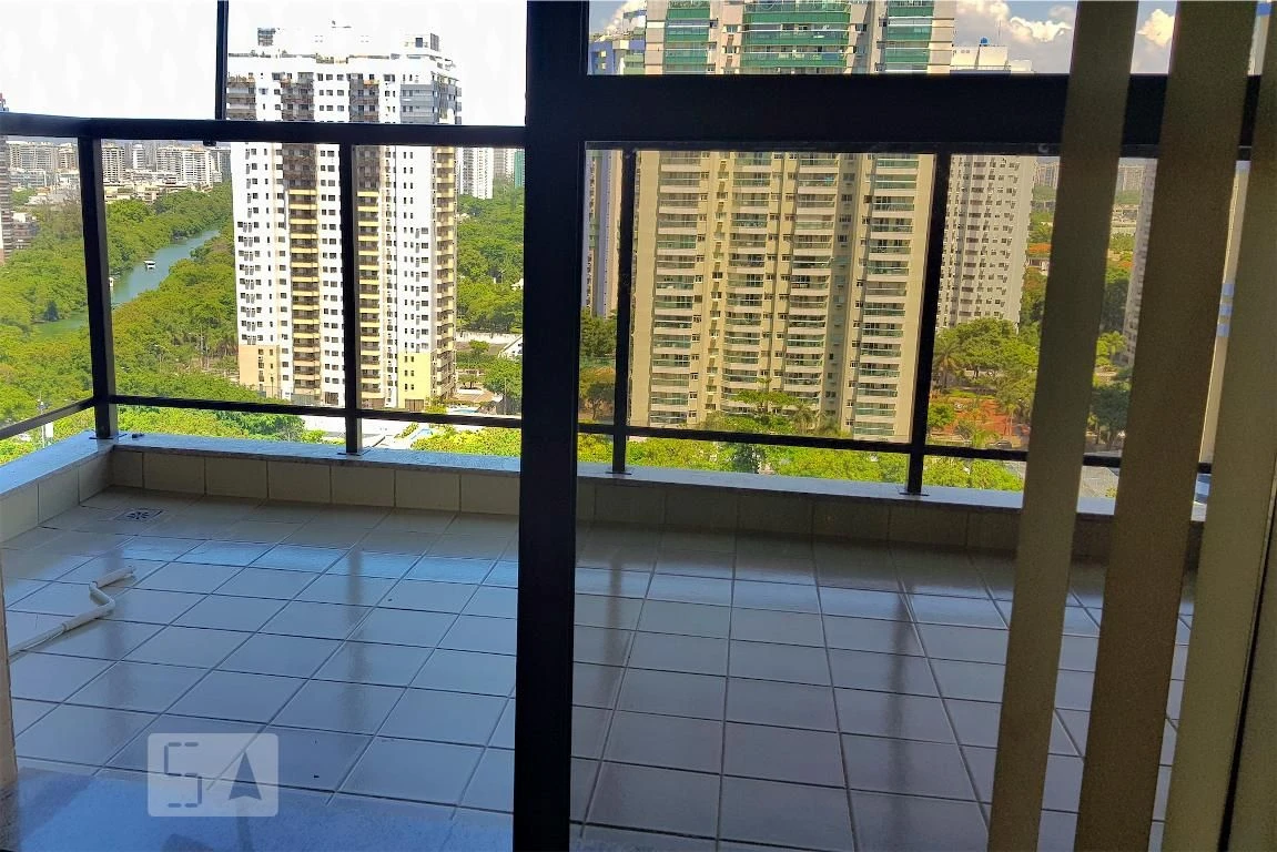 Apartment, 99 m², with a jacuzzi — photo 24