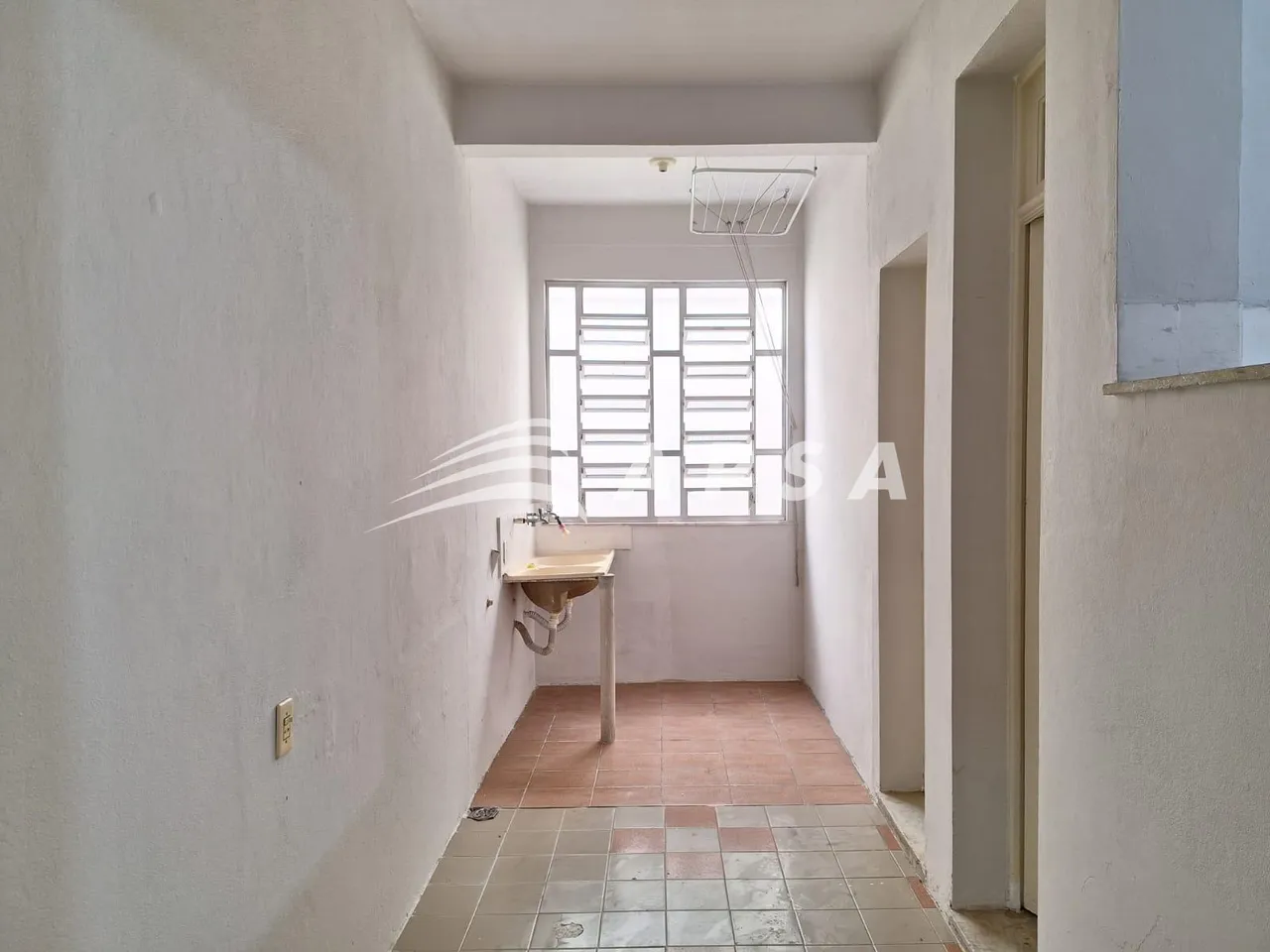 Apartamento sem mobília com 2 dormitórios e área de serviço — photo 8