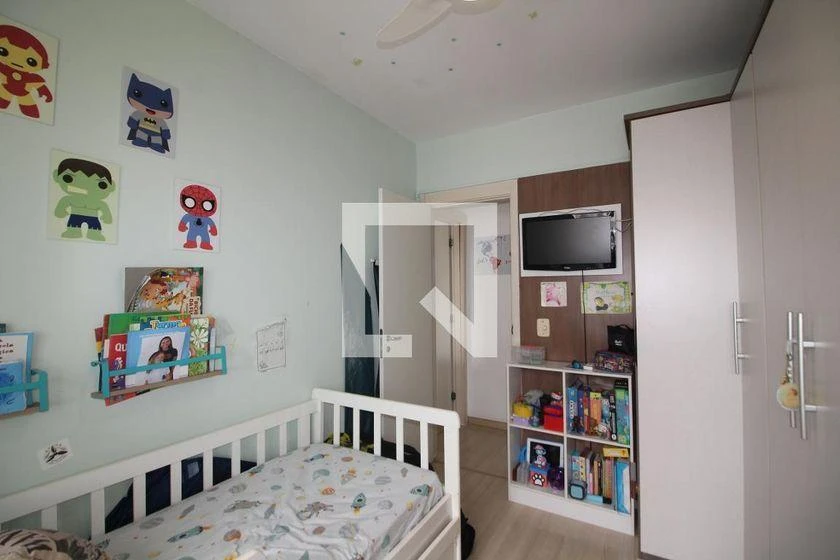 Glass-enclosed balcony in a 2-bedroom apartment, 78 m² — photo 7