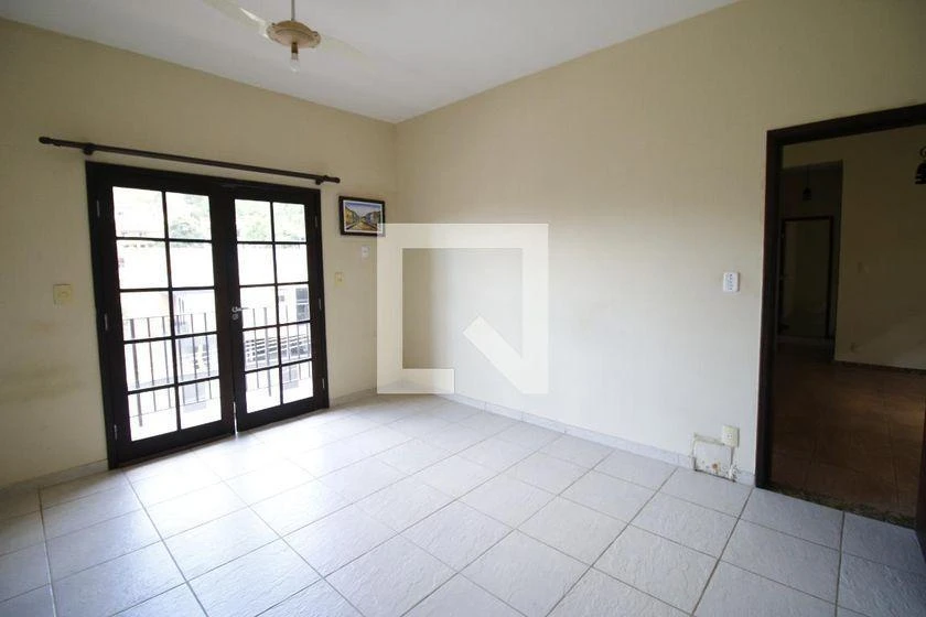Casa de condomínio com 4 quartos e 371 m² — photo 14