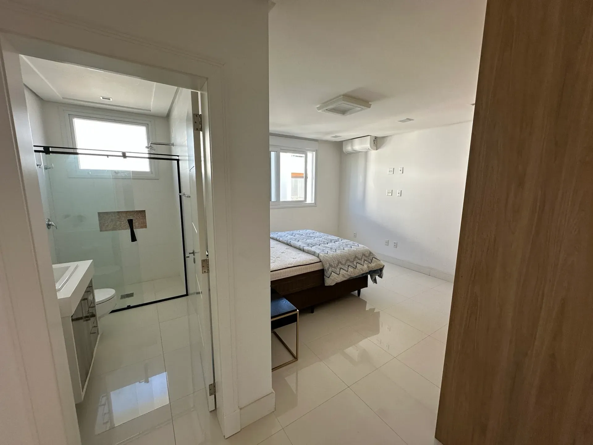 Casa mobiliada com 9 suítes e jacuzzi no prédio — photo 28
