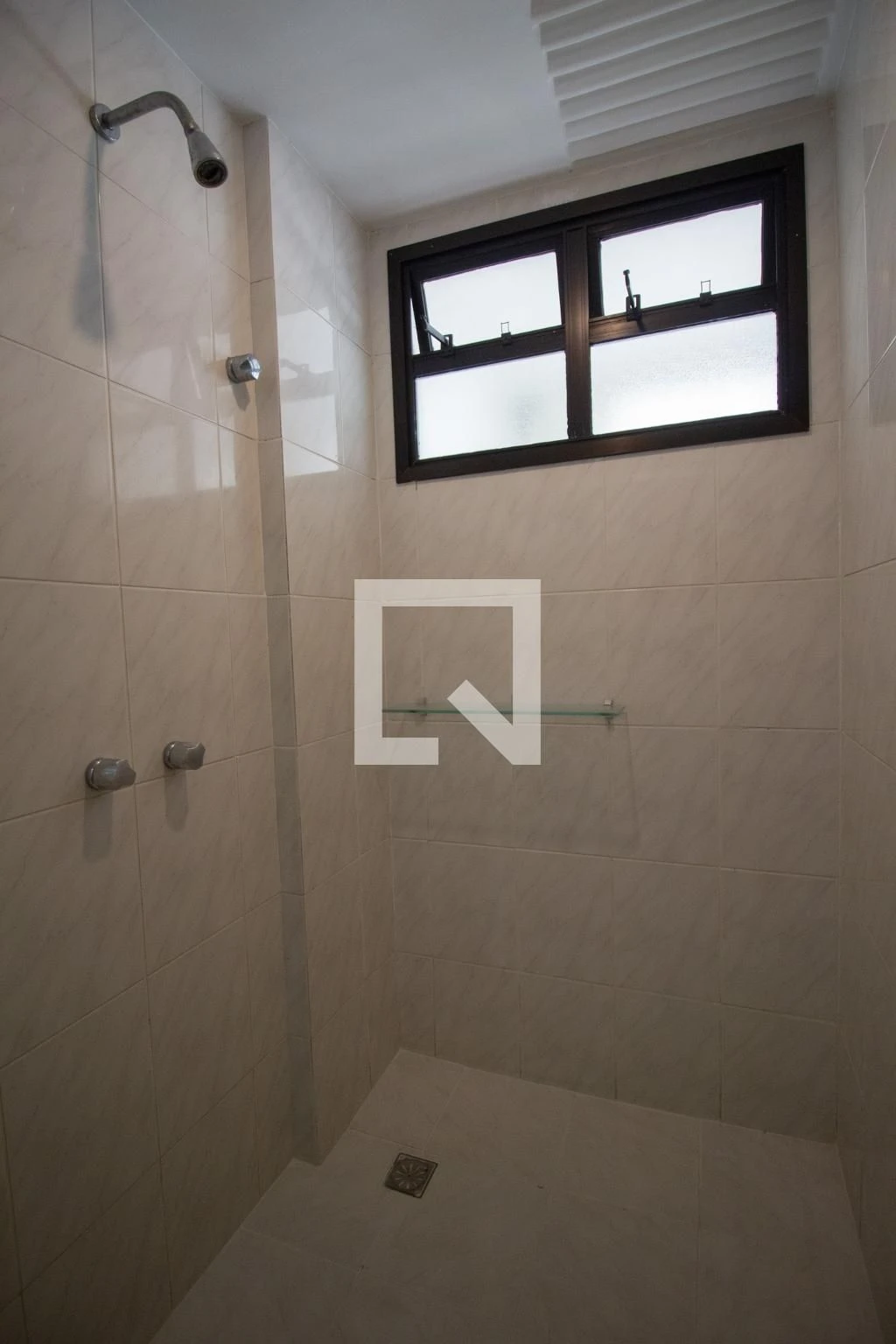 Apartamento com 4 suítes e varanda envidraçada — photo 47