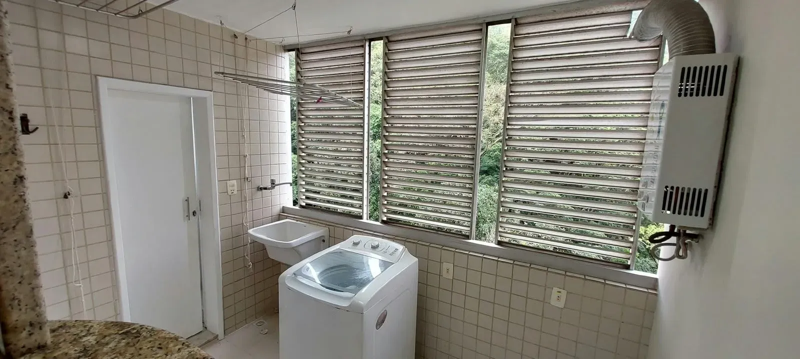 Furnished apartment, 98 m², with a washing machine — photo 19