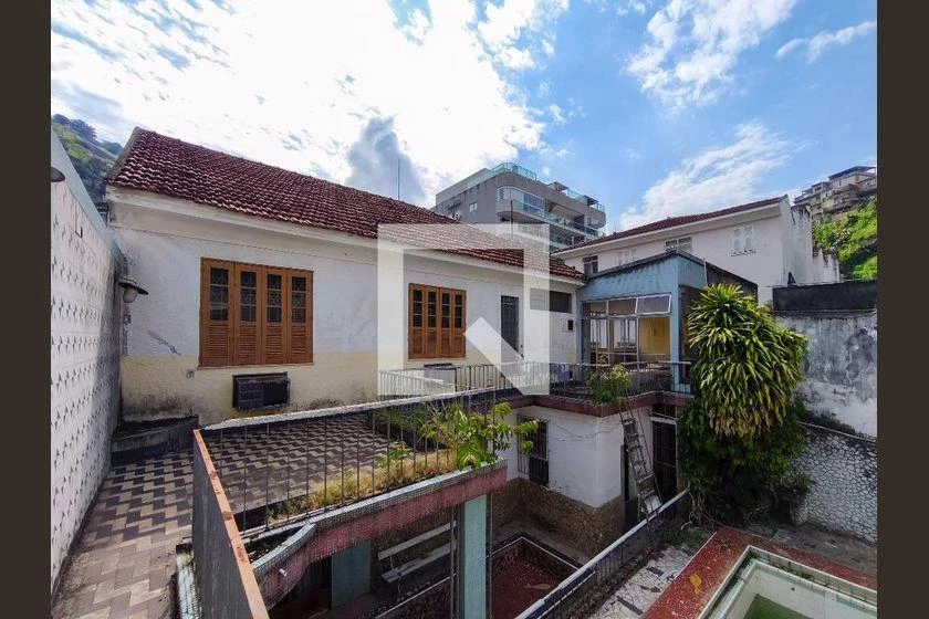 500 m² rental house with 4 bedrooms and 2 bathrooms — photo 29