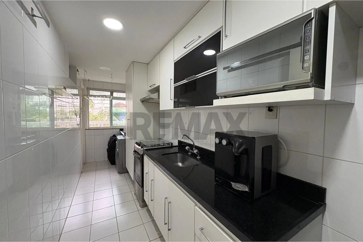 Washing machine in a 2-bedroom apartment, 110 m² — photo 3
