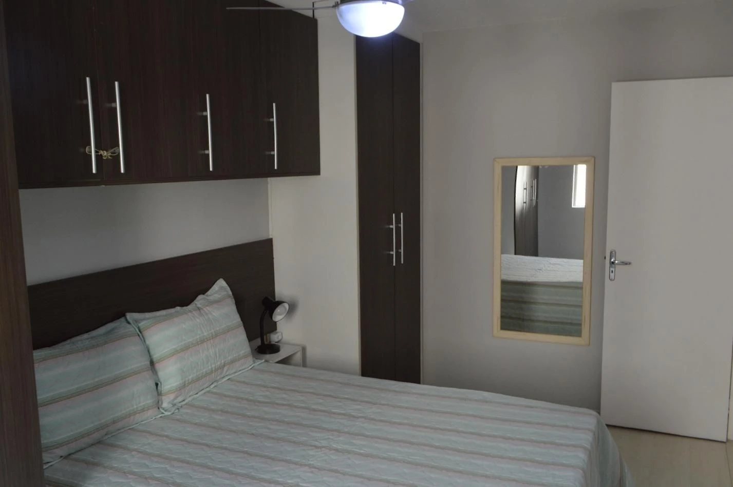 Apartamento amueblado de 2 dormitorios con balcón — photo 6