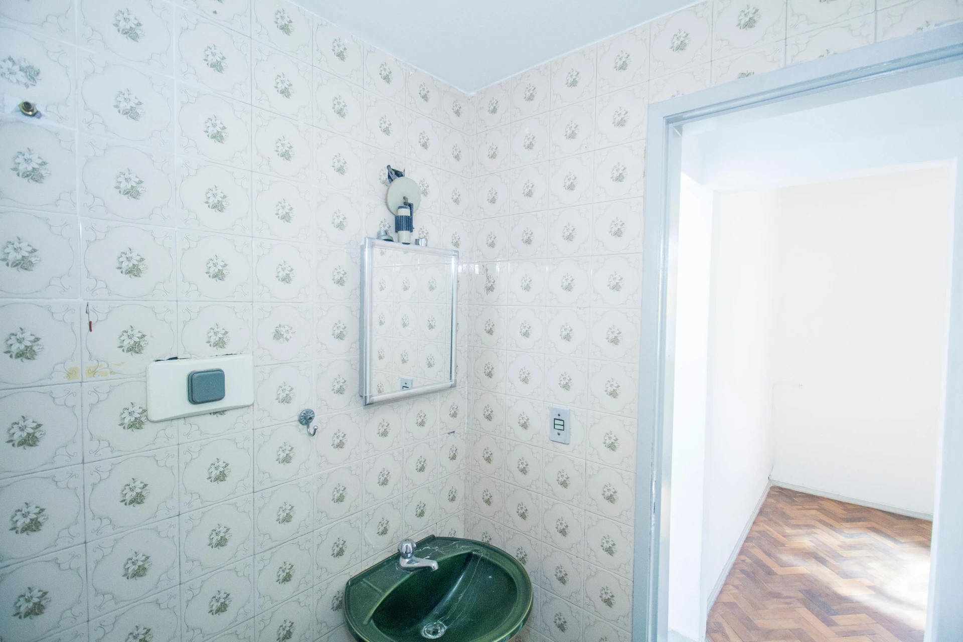 Apartamento com 2 quartos e cozinha separada a gás — photo 23