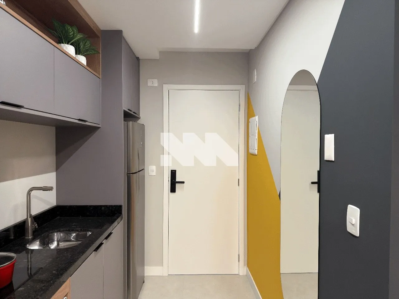 Apartamento de 1 quarto com espaço de home office, Centro — photo 14