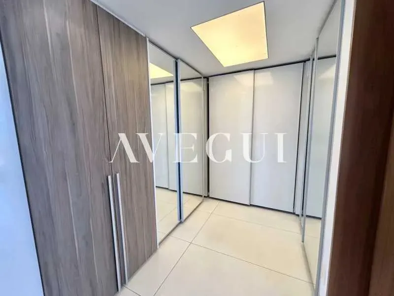 Duplex penthouse with 3 bedrooms and 5 bathrooms — photo 19