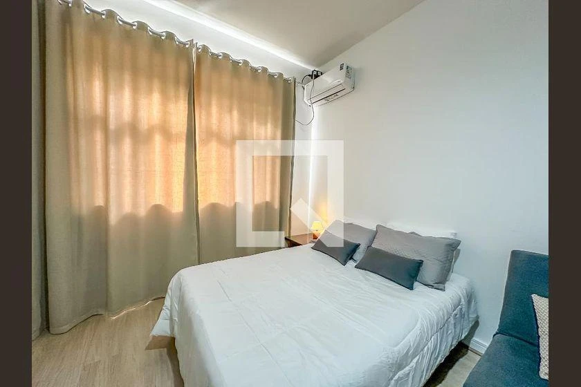 Furnished studio, 30 m² — photo 18
