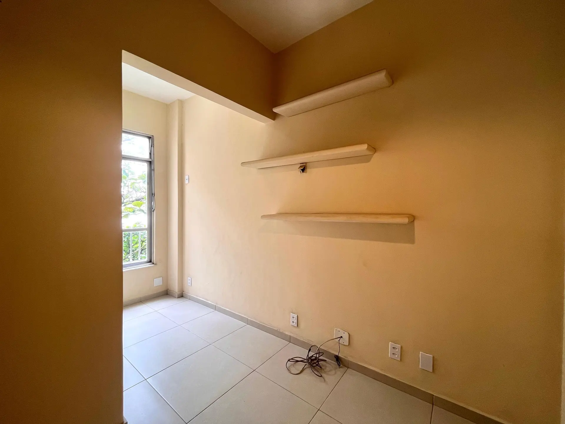 Home office in a 2-bedroom apartment, 78 m² — photo 10