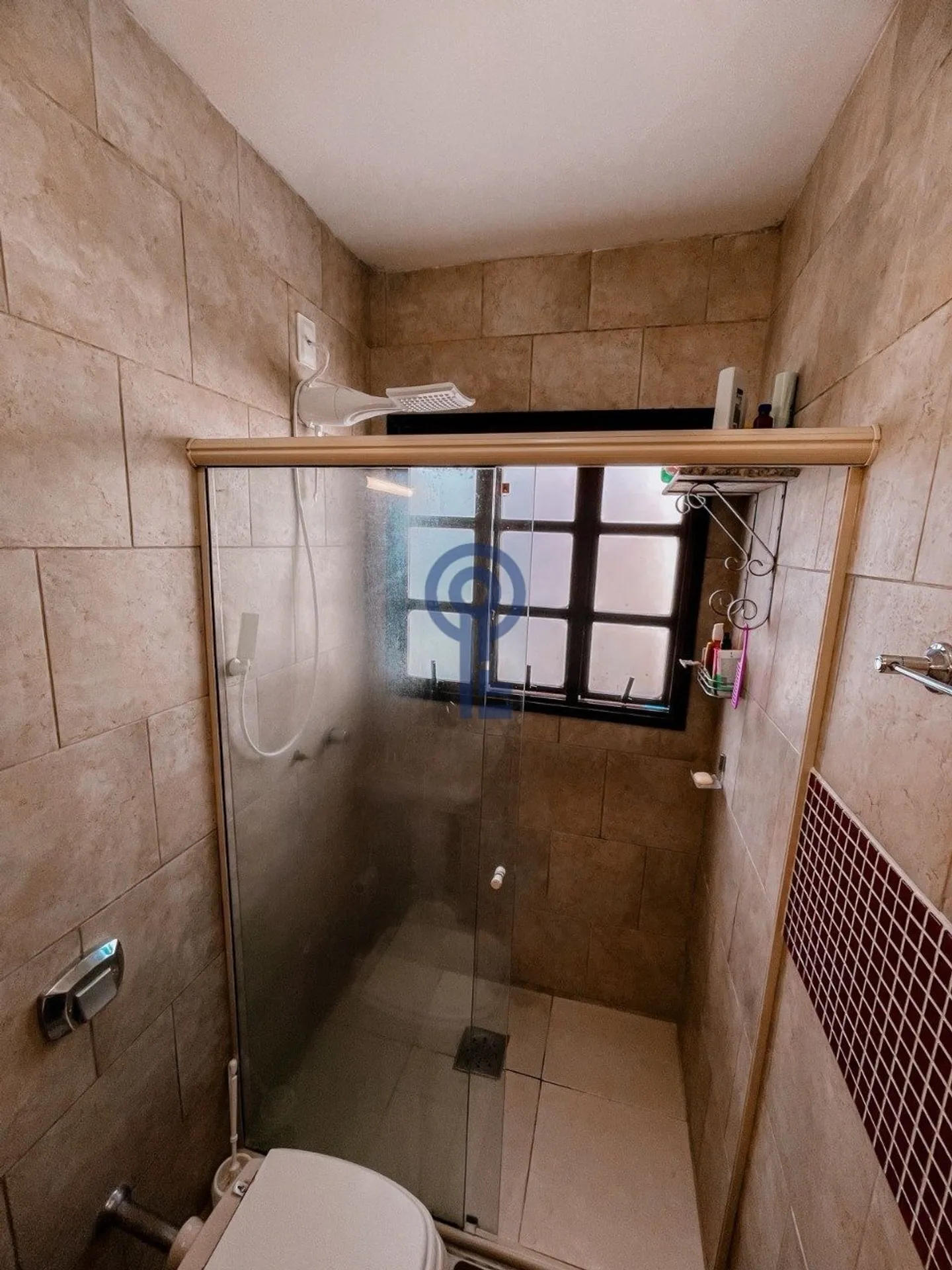Casa amueblada con 3 dormitorios y 150 m² — photo 30