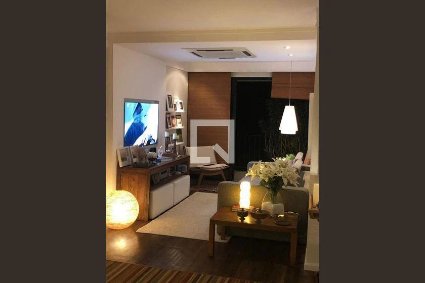 2-bedroom apartment with a water view — photo 14