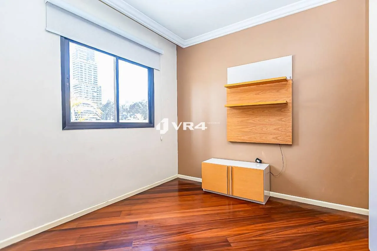 Garden apartment with 3 bedrooms and private BBQ area — photo 35