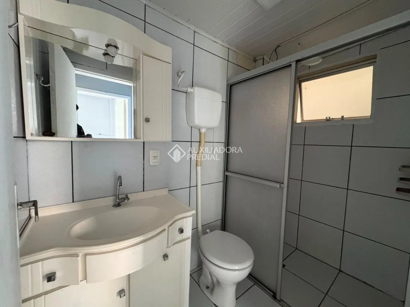 1-bedroom apartment with 67 m² and ceramic tile — photo 14