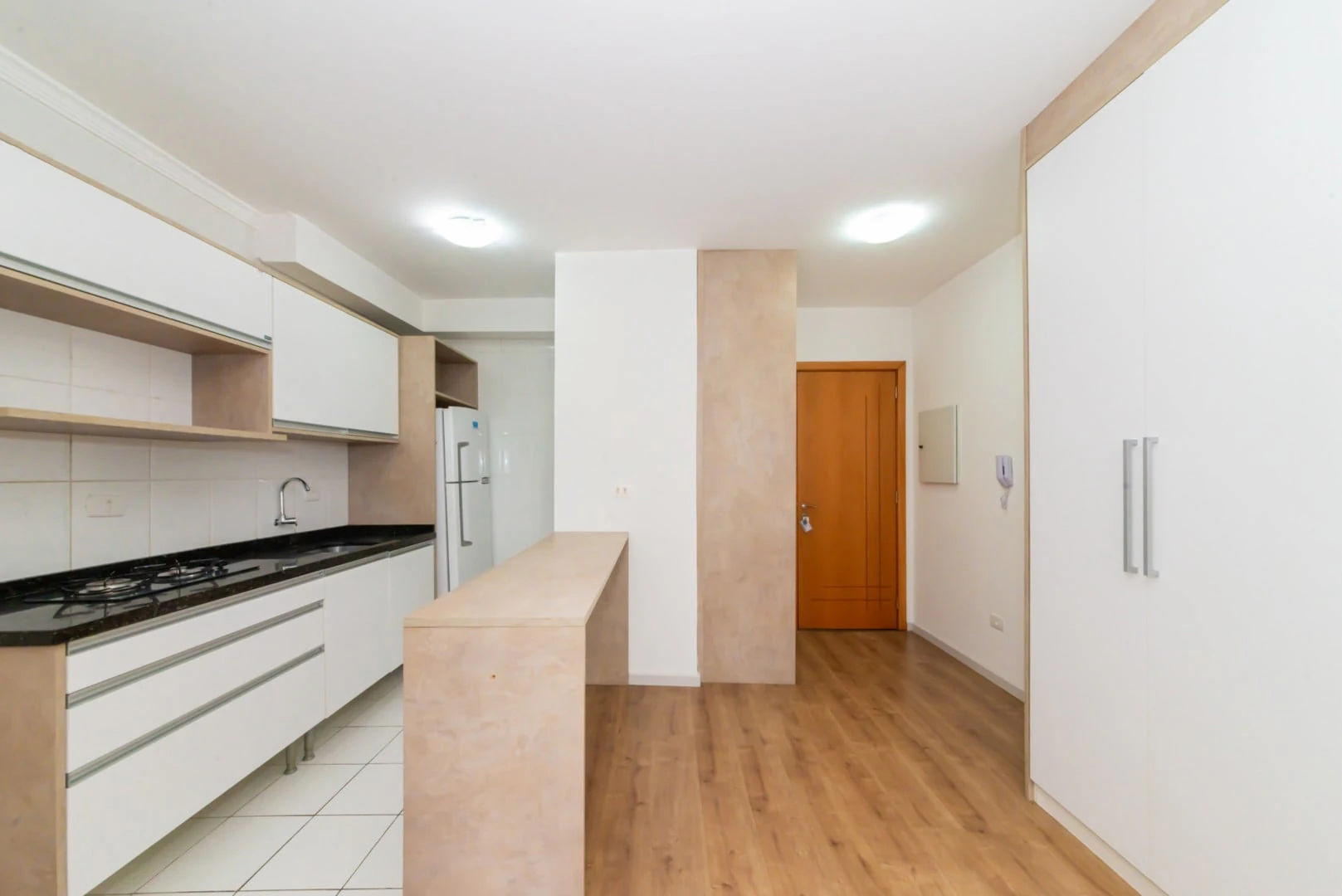 Furnished apartment, 30 m², with a washing machine — photo 2